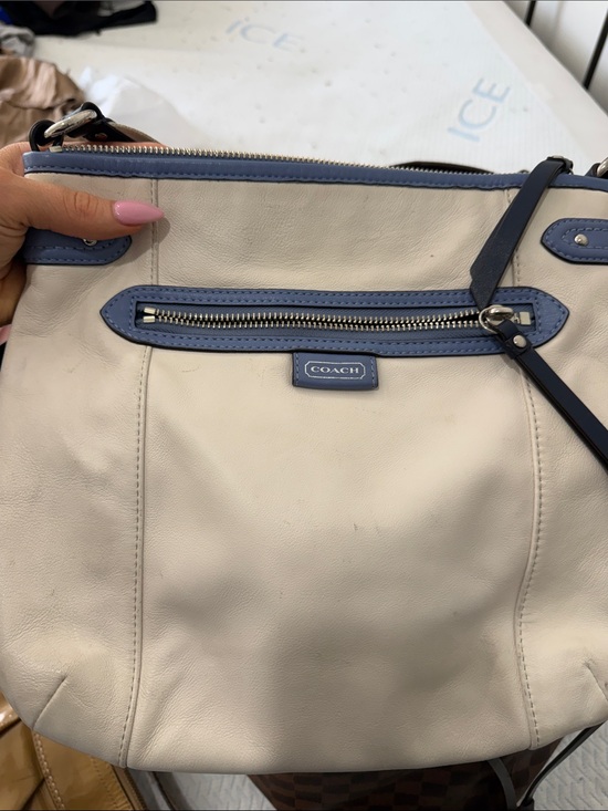 Coach Handbags - Coach Crossbody bag